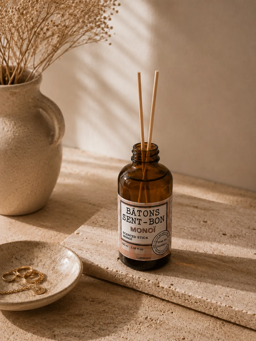 Mas du Roseau Philosophie diffuseur bâtons Monoï maison