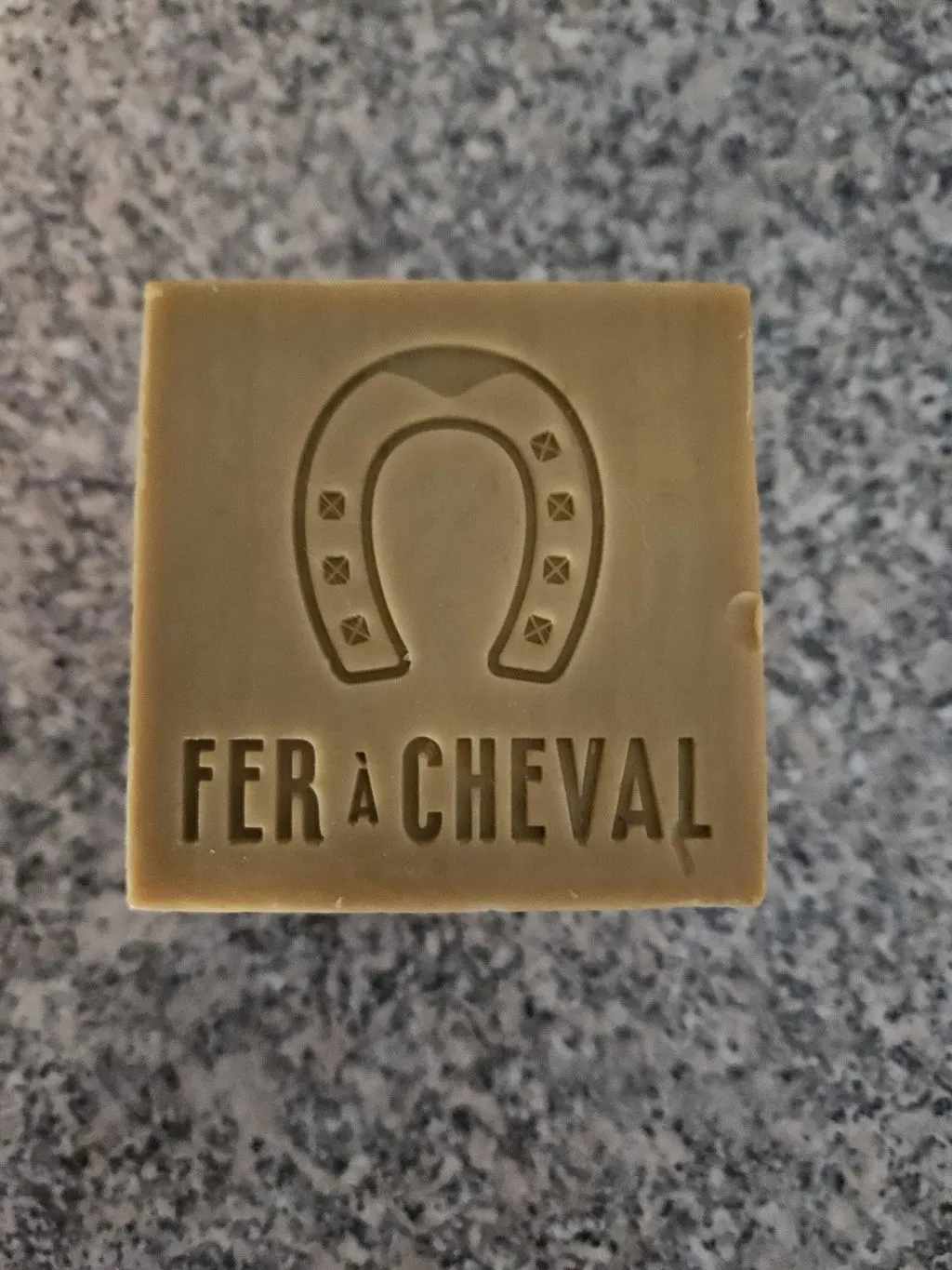 Fer à Cheval Authentique Pur Olive savon de Marseille 100g sans parfum