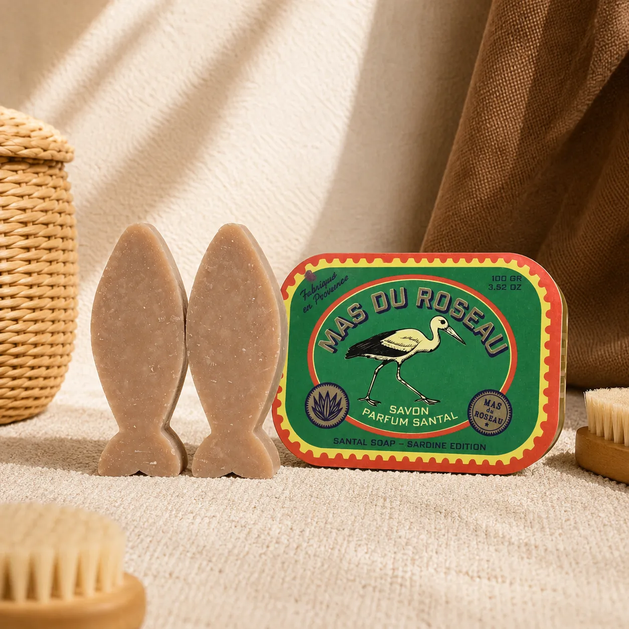 Mas du Roseau Sardine Santal savon solide boîte métal