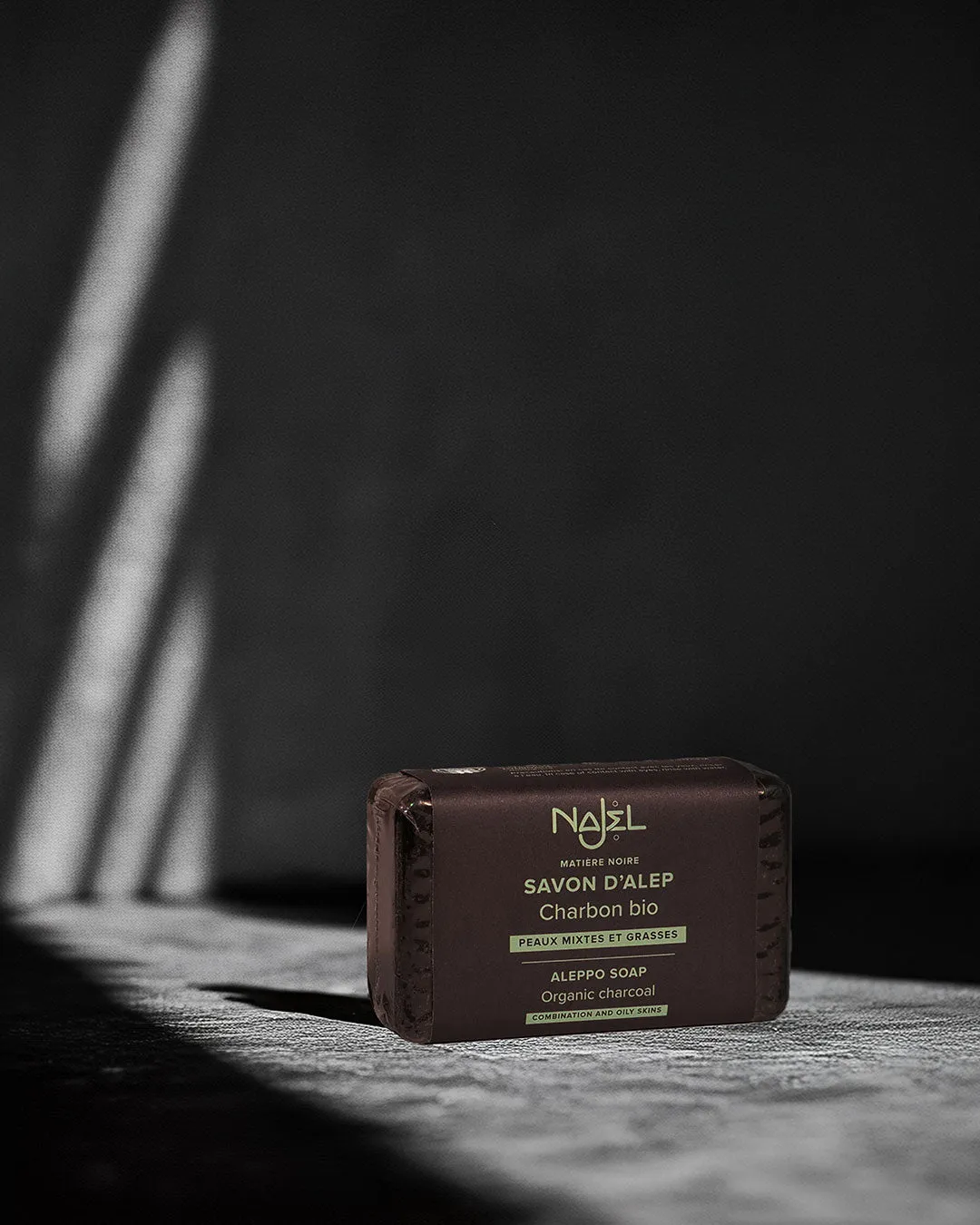 Laboratoire Najjar Savon d'Alep charbon végétal 100 g purifiant