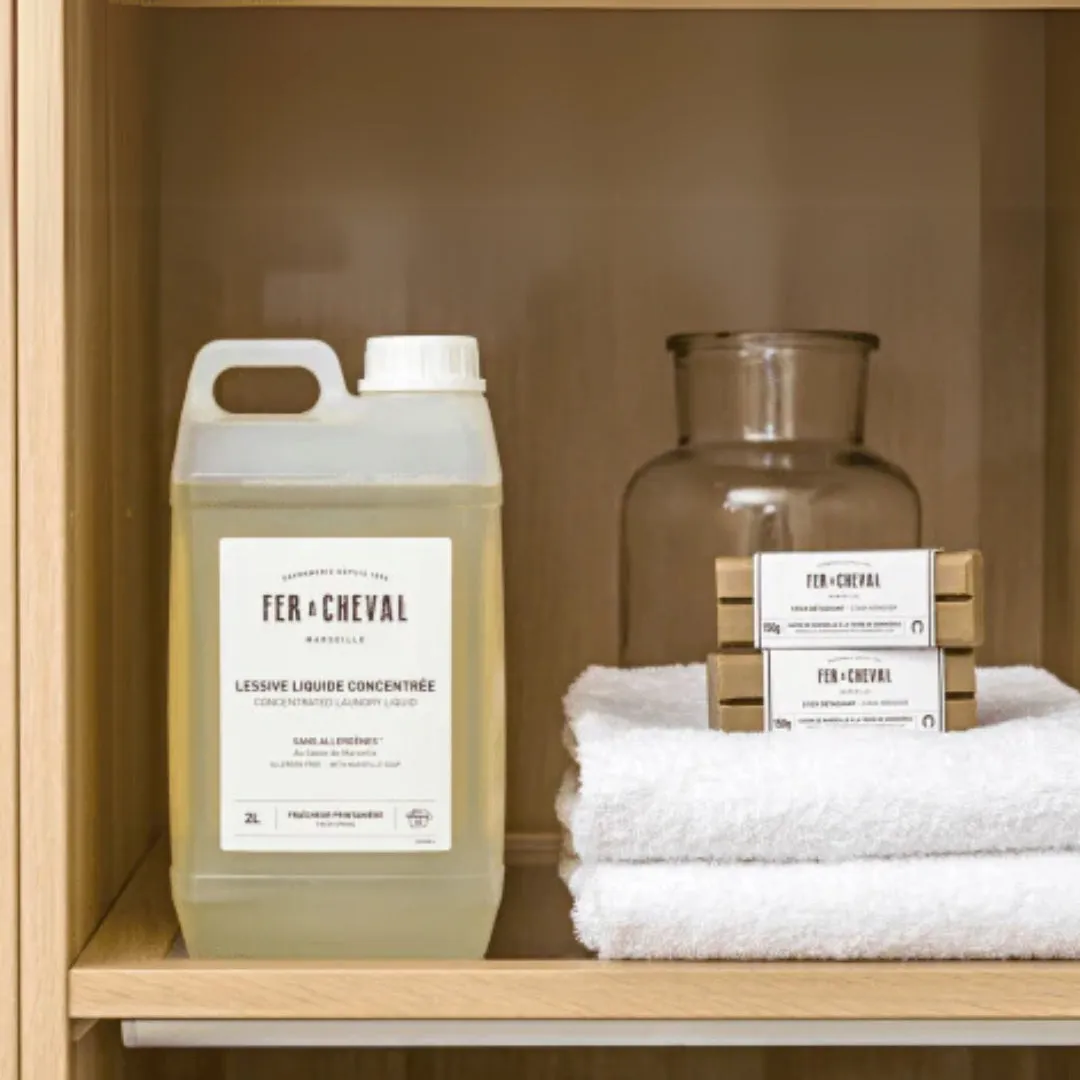 Savonnerie Fer à Cheval Trio Linge Lessive 2L + 2 sticks