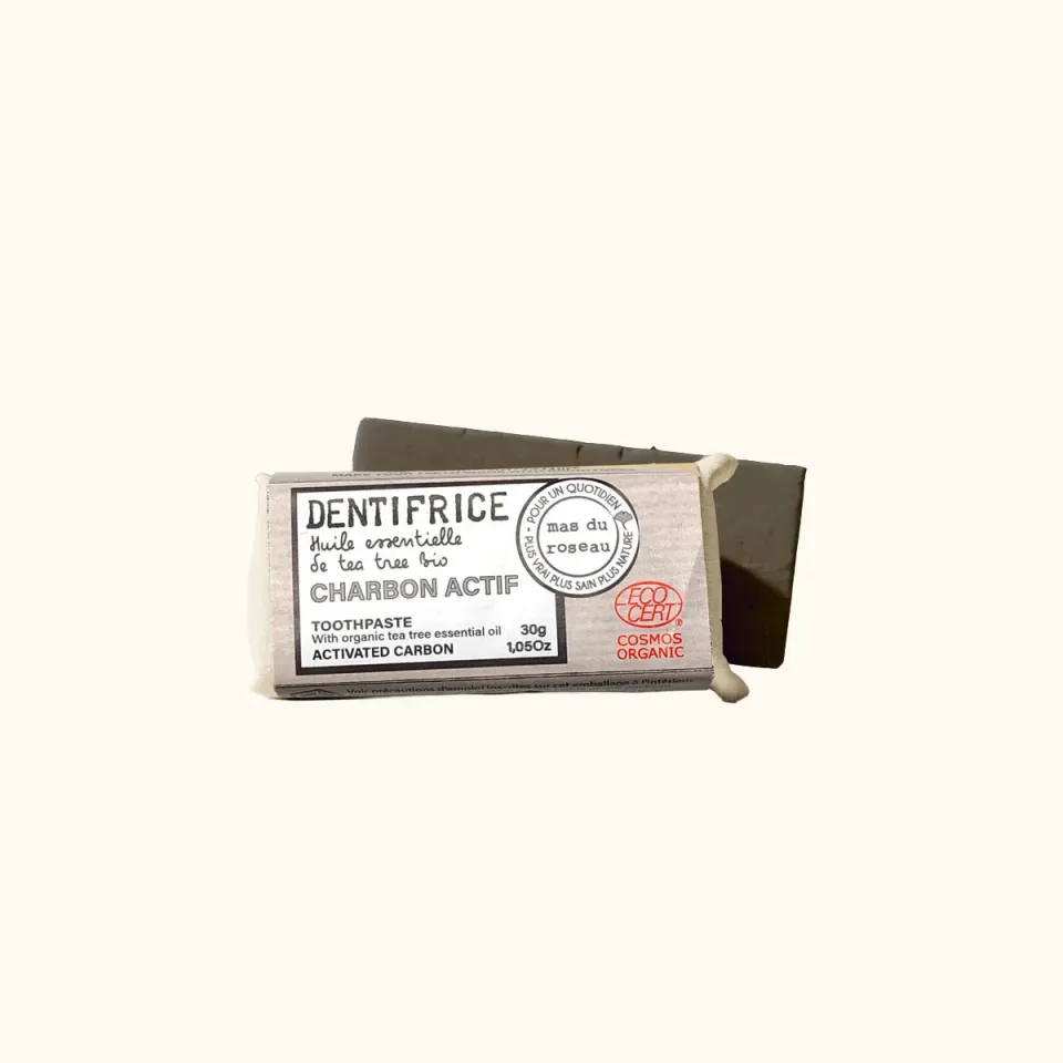 Mas du Roseau Philosophie dentifrice solide charbon actif éclat